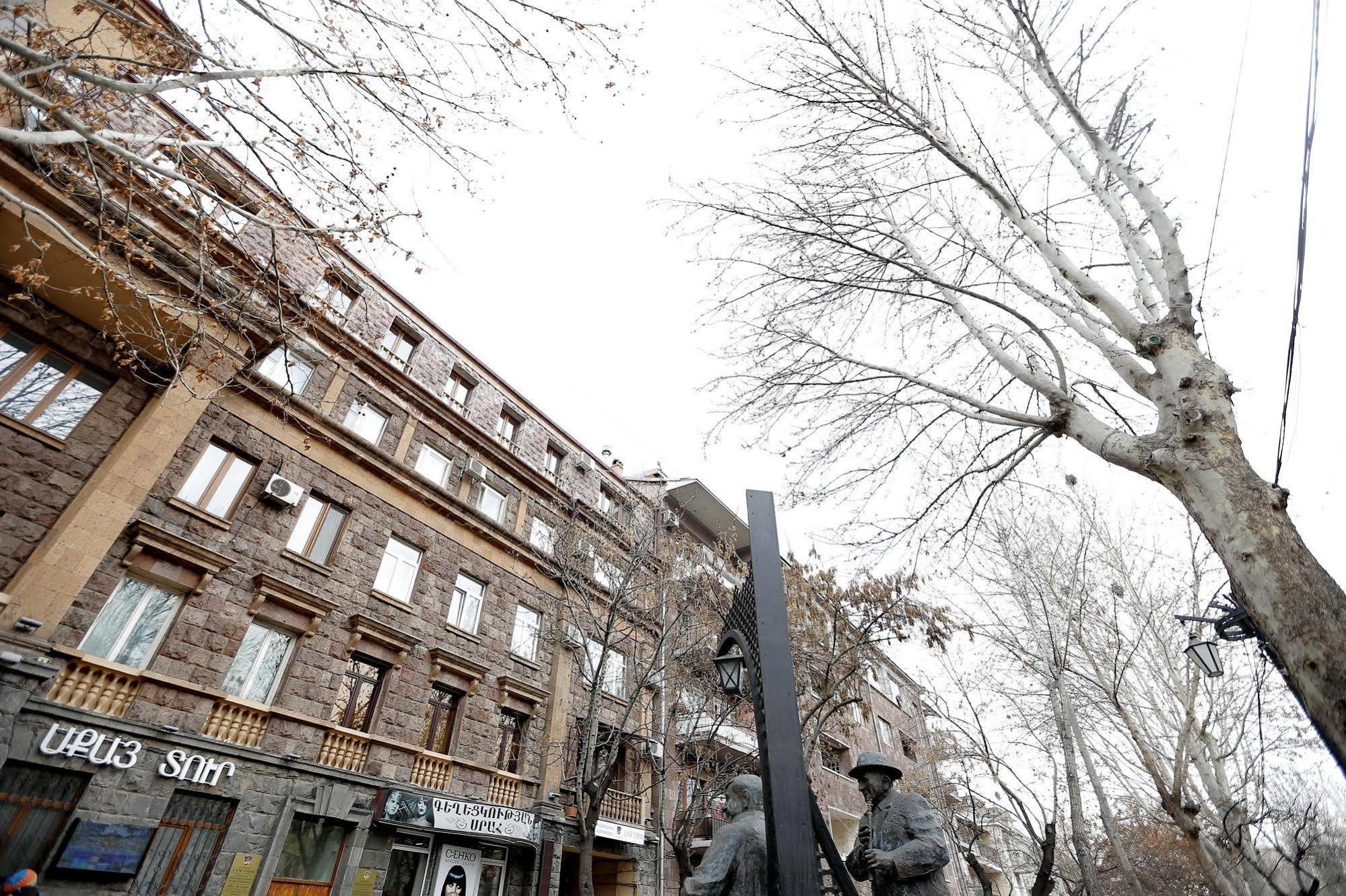 Grammy Apartments City Center Yerevan Exterior photo